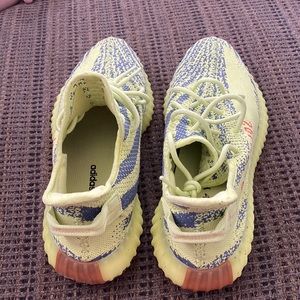 adidas Yeezy Boost 350 V2 semi frozen yellow